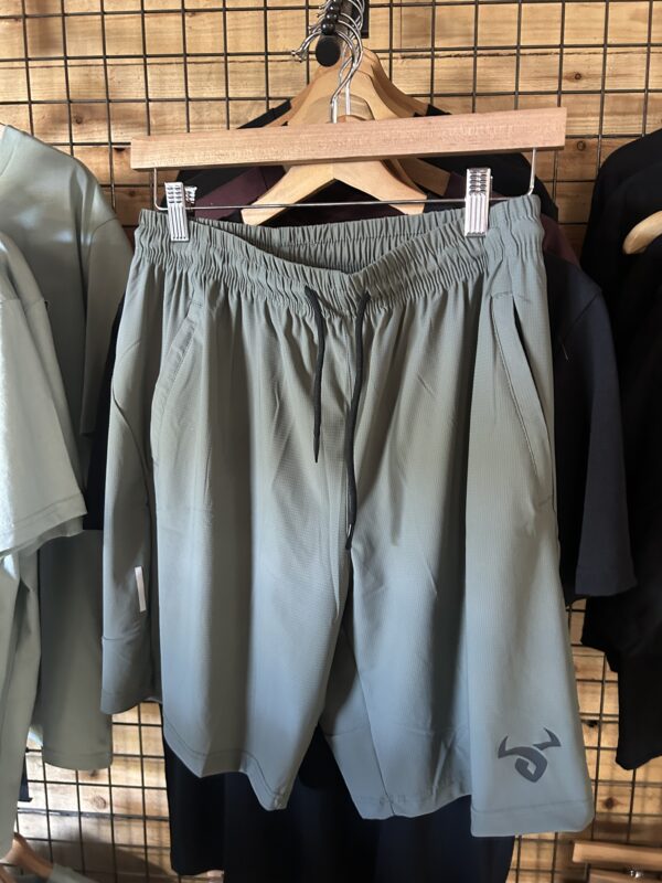 Short fitness Vert "Asterion"