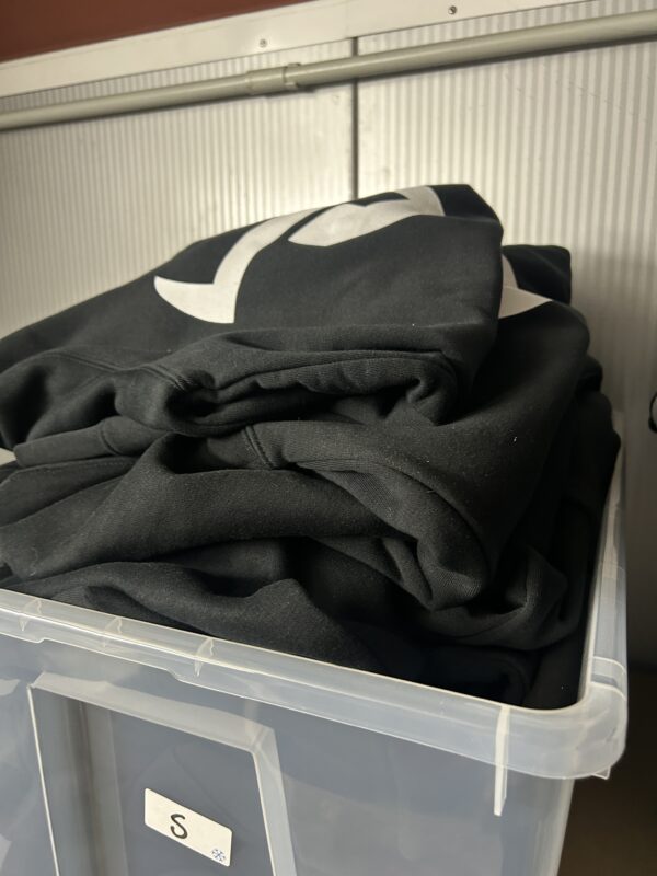 Pull Noir "Asterion"