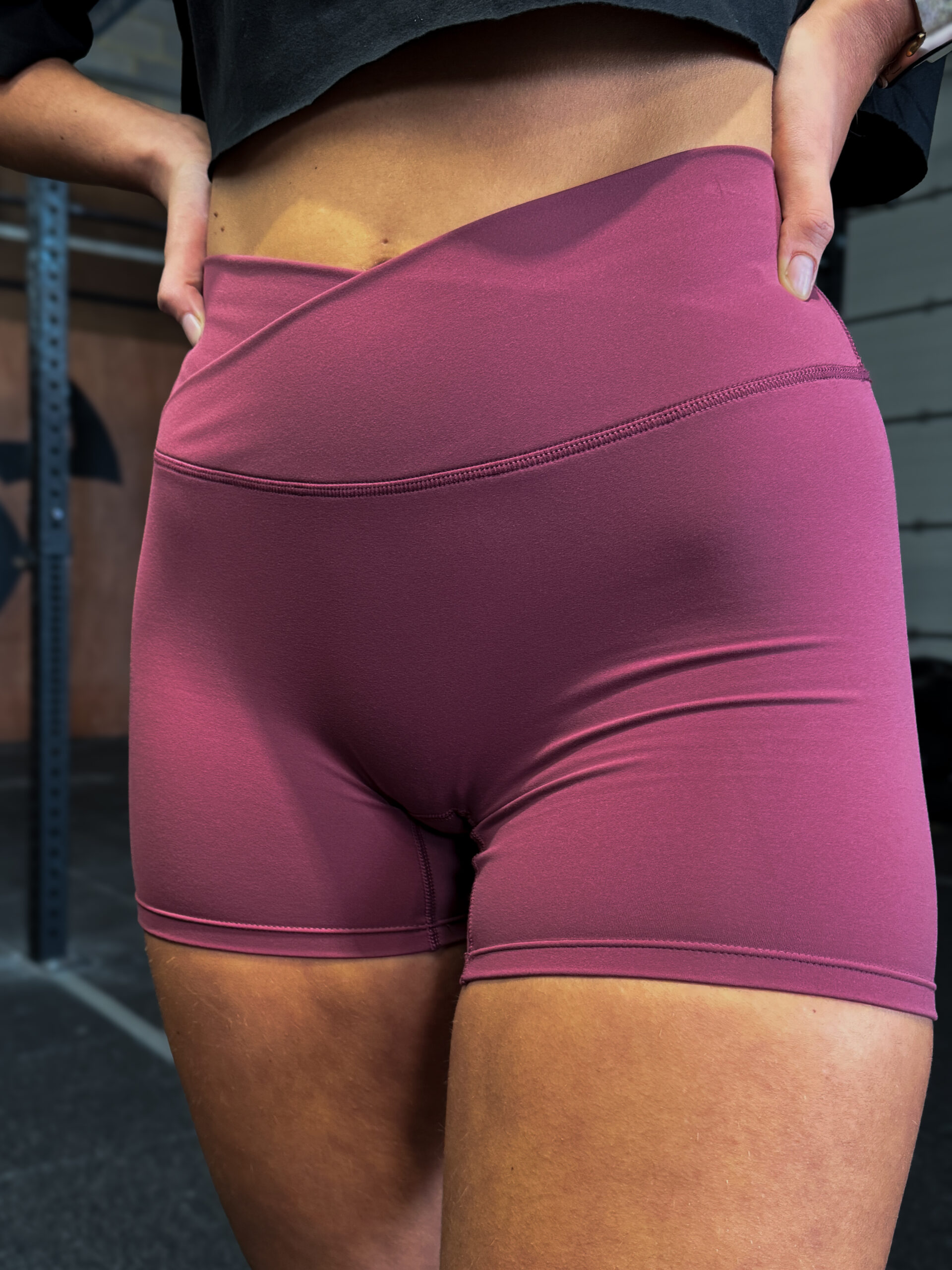 Short V "Deep Burgundy"