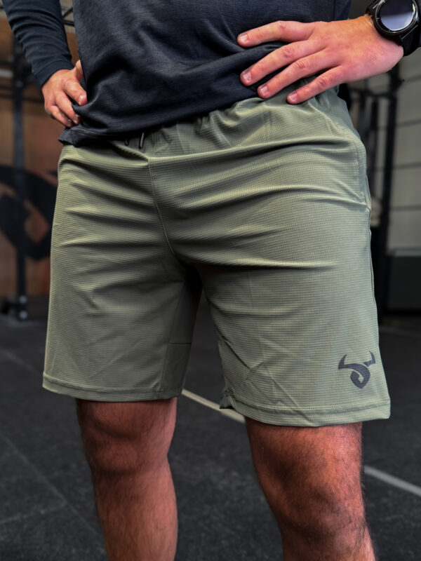 Short fitness "Light Army Green"